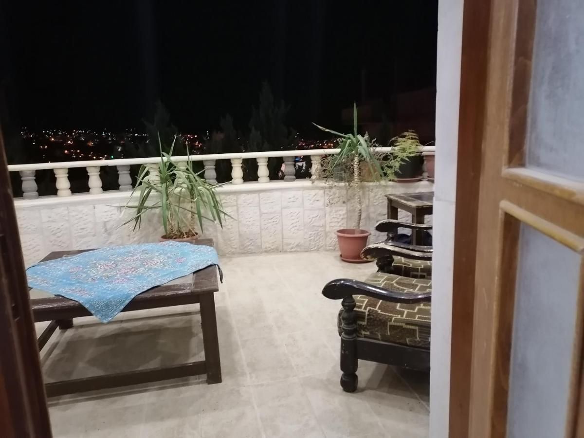 Jasmine'S House Apartment Джераш Екстериор снимка